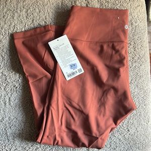 Lululemon Wunder Train HR Tight 25”